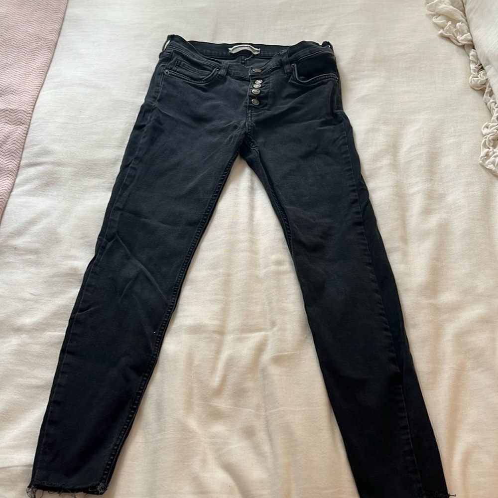 Free People, Size 26R Skinny Black Jeans, High waisted, 5 Button Closure